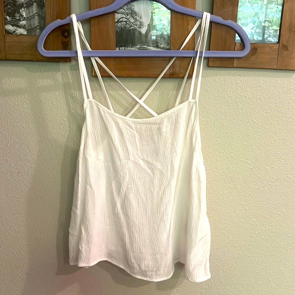 Light weight crop top